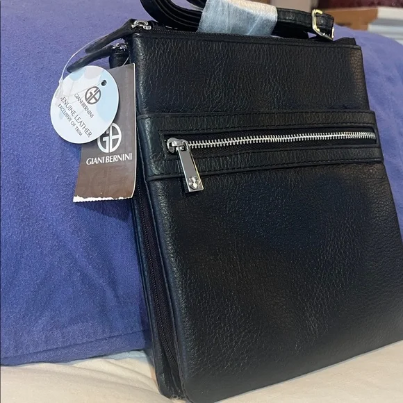 Giani Bernini Leather Crossbody Bag - Picture 2 of 12